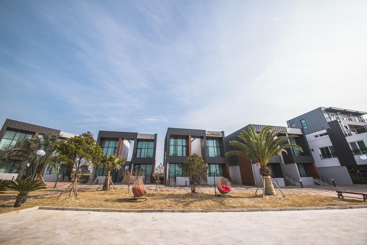 Ĵ劳姆度假村 西归浦市 外观 照片